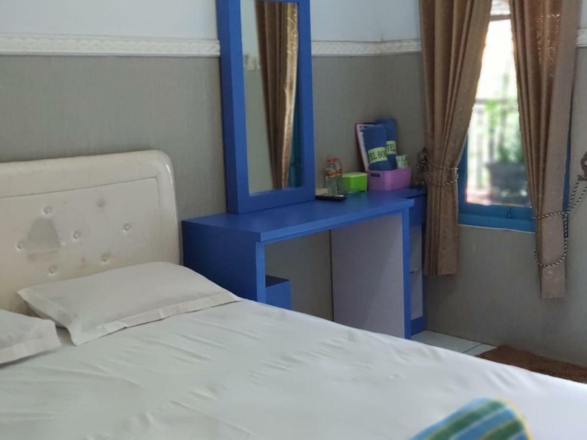 Hotel Boegenviel Syariah Lamongan Экстерьер фото