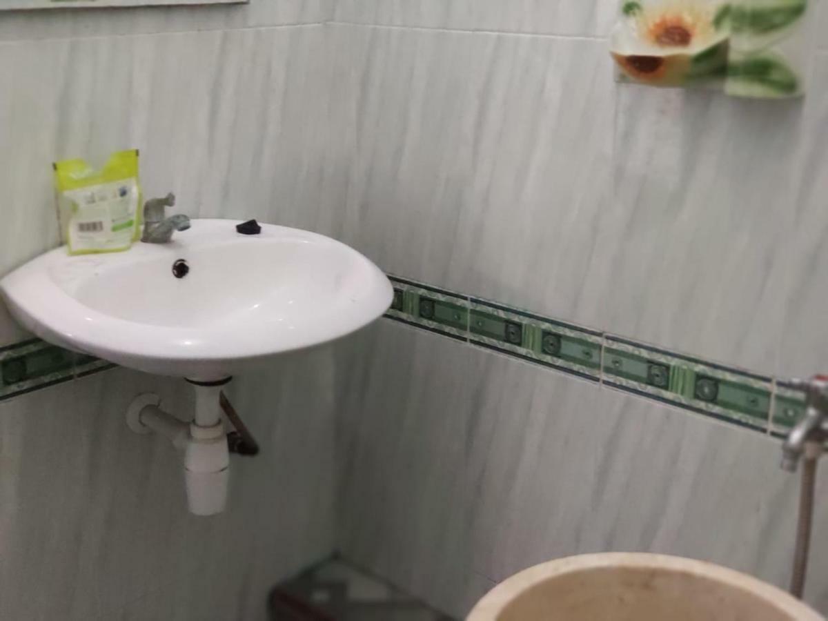 Hotel Boegenviel Syariah Lamongan Экстерьер фото